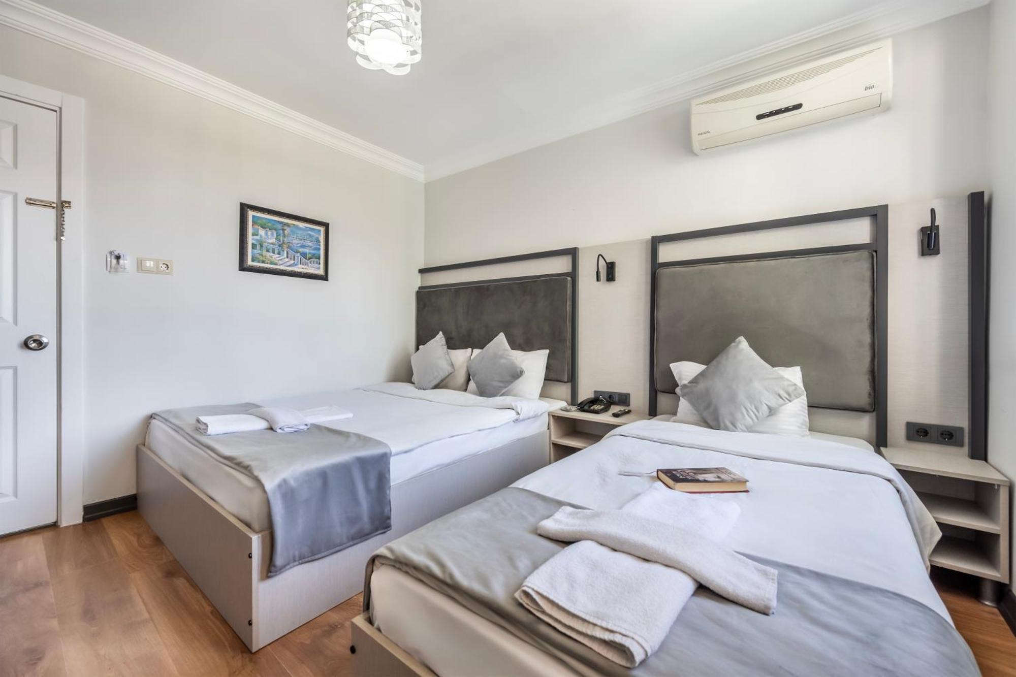 Taksim Trust Hotel Istanbul Exterior photo