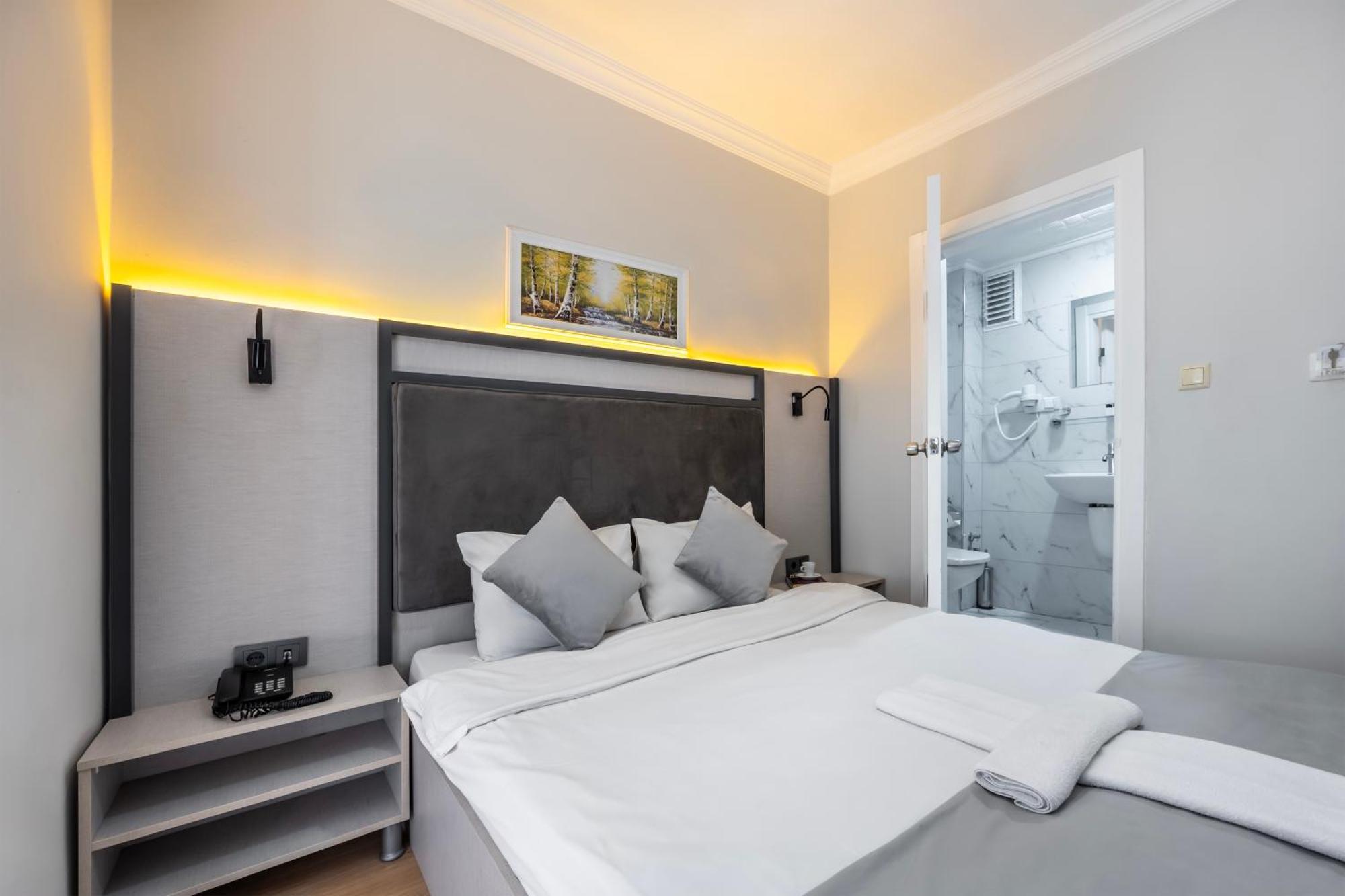 Taksim Trust Hotel Istanbul Exterior photo